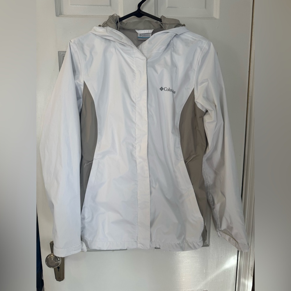 White columbia light weight jacket